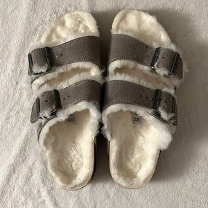 Birkenstock Arizona shearling two strap sandals. New with out tags